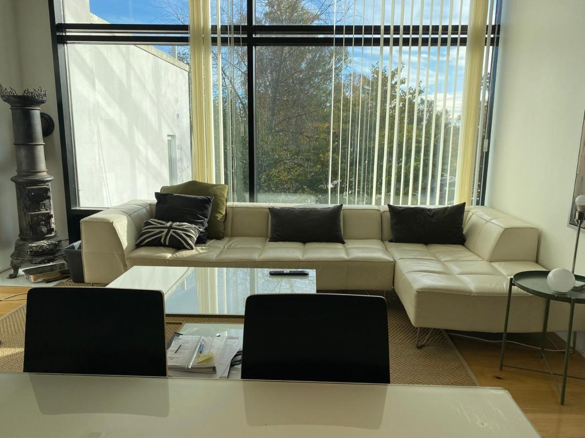 Exclusive 2 Level Etage Next To Arlanda-City Metro Стокгольм Экстерьер фото