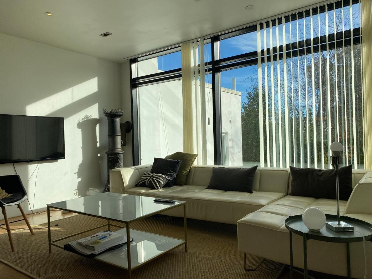 Exclusive 2 Level Etage Next To Arlanda-City Metro Стокгольм Экстерьер фото